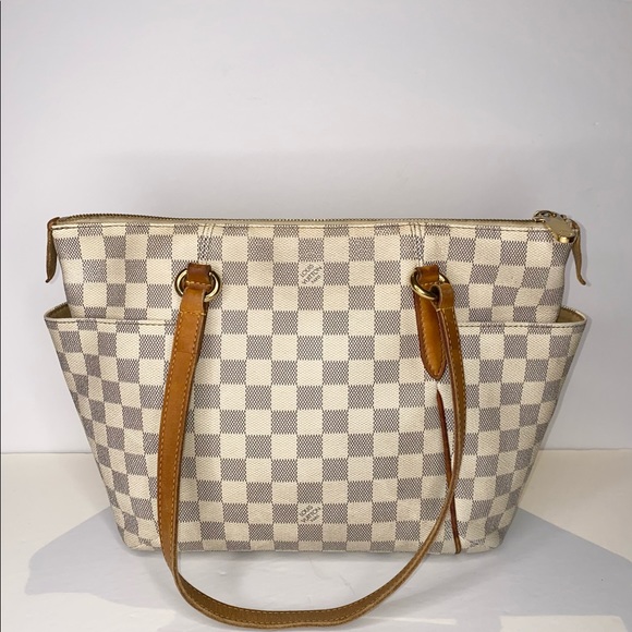 ββSOLDββLouis Vuitton Totally PM tote - Picture 2 of 11